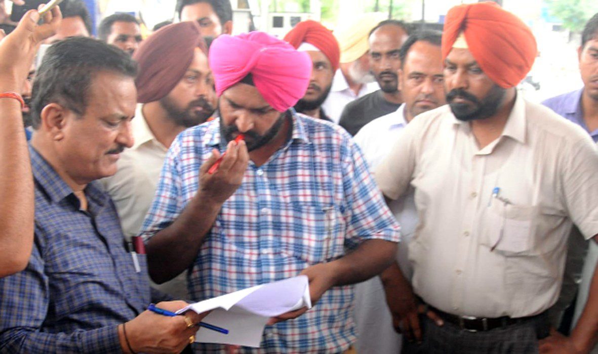 Punjab, Government, Handled, Transporter, Near, Badals