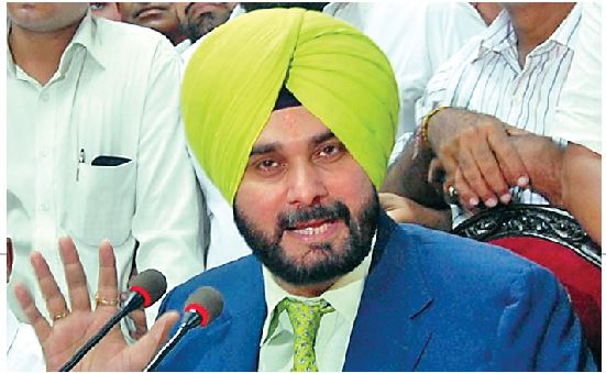 ਅਮਰਿੰਦਰ ਕਰ ਰਹੇ ਮਿਲਣ ਦੀ ਤਿਆਰੀ ਤੇ ਨਵਜੋਤ ਸਿੱਧੂ ਨੇ ਲਿਖੀ ਰਾਜਨਾਥ ਨੂੰ ਚਿੱਠੀ