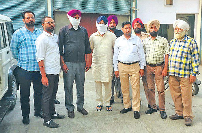 ਵਿਜੀਲੈਂਸ ਬਿਊਰੋ ਵੱਲੋਂ 25 ਹਜ਼ਾਰ ਦੀ ਰਿਸ਼ਵਤ ਲੈਂਦਿਆਂ ਦੋ ਏਐੱਸਆਈ ਕੀਤੇ ਕਾਬੂ