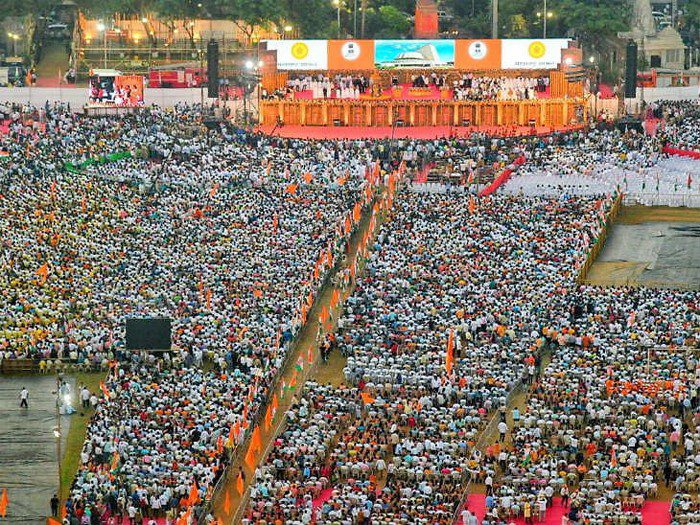 ਊਧਵ ਨੇ ਚੁੱਕੀ ਮੁੱਖ ਮੰਤਰੀ ਅਹੁਦੇ ਦੀ ਸਹੁੰ