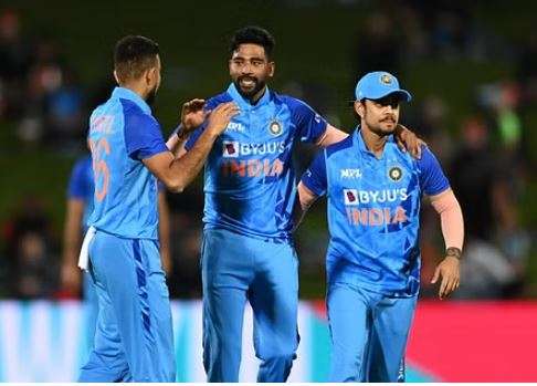 ਤੀਜਾ ਟੀ-20 ਮੈਚ ਚੜਿਆ ਮੀਂਹ ਦੀ ਭੇਂਟ, ਭਾਰਤ ਨੇ ਲੜੀ 1-0 ਨਾਲ ਜਿੱਤੀ