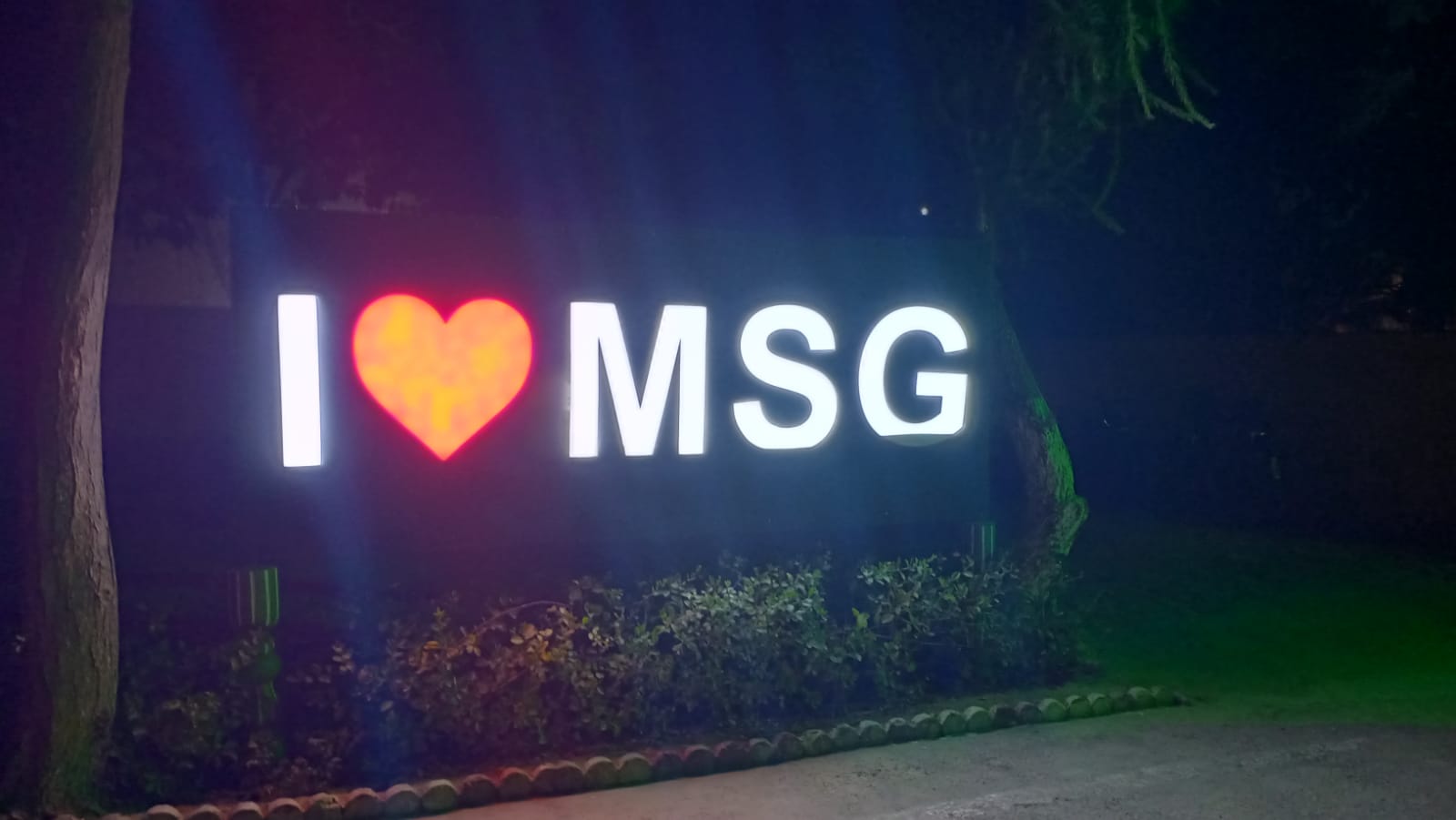 ਜਗਮਗ ਜਗਮਗ ਕਰ ਰਿਹਾ ਹੈ ਸ਼ਾਹ ਸਤਿਨਾਮ ਜੀ ਧਾਮ