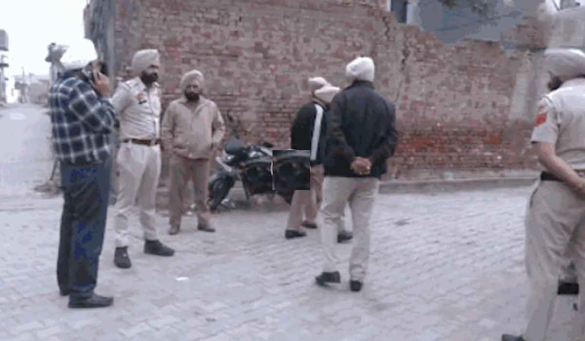 ਪੰਜਾਬ ਪੁਲਿਸ ਨੇ ਅੰਮ੍ਰਿਤਪਾਲ ਨੂੰ ਭਗੌੜਾ ਐਲਾਨਿਆ, ਮੈਗਾ ਸਰਚ ਆਪ੍ਰੇਸ਼ਨ ਜਾਰੀ