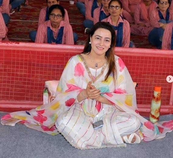 ਰੂਹਾਨੀ ਸਥਾਪਨਾ ਦਿਵਸ ਦੇ ਪਵਿੱਤਰ ਭੰਡਾਰੇ ’ਤੇ ਭੈਣ ਹਨੀਪ੍ਰੀਤ ਇੰਸਾਂ ਨੇ ਕੀਤੀ ਸ਼ਿਰਕਤ