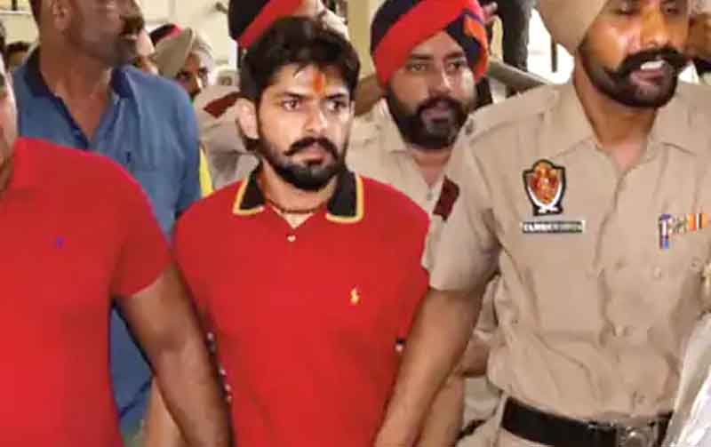 ਮਾਰਿਆ ਜਾ ਸਕਦਾ ਐ ਗੈਂਗਸਟਰ ਲਾਰੈਂਸ ਬਿਸ਼ਨੋਈ! ਪ੍ਰਸ਼ਾਸਨ ਨੇ ਲਿਆ ਵੱਡਾ ਫ਼ੈਸਲਾ