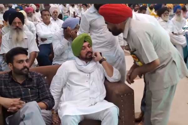 ਵਿਧਾਇਕ ਵਰਸਿਜ ਚੇਅਰਮੈਨ ਹੋ ਨਿਬੜਿਆ ਖੇਤੀਬਾੜੀ ਵਿਭਾਗ ਦਾ ਸਰਕਾਰੀ ਸਮਾਰੋਹ