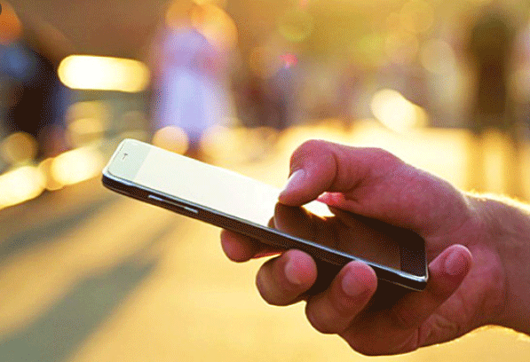 ਫਿਰ ਸਾਹਮਣੇ ਆਇਆ ਫੋਨ ਹੈਕਿੰਗ ਦਾ ਜਿੰਨ