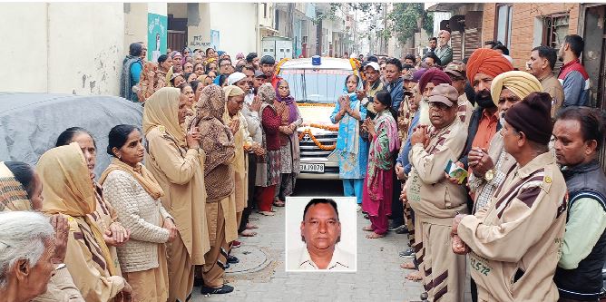 ਮਾਨਵਤਾ ਦੇ ਲੇਖੇ ਲੱਗੇ ਬਲਾਕ ਬਠਿੰਡਾ ਦੇ ਮਹੇਸ਼ ਕੁਮਾਰ ਇੰਸਾਂ, ਪਰਿਵਾਰ ਵੱਲੋਂ ਮ੍ਰਿਤਕ ਦੇਹ ਮੈਡੀਕਲ ਖੋਜਾਂ ਲਈ ਦਾਨ