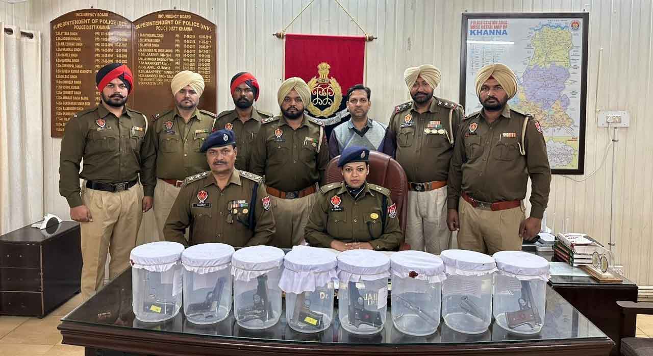 ਵੱਖ-ਵੱਖ ਮਾਮਲਿਆਂ ’ਚ ਖੰਨਾ ਪੁਲਿਸ ਵੱਲੋਂ 8 ਪਿਸਟਲਾਂ ਸਮੇਤ 5 ਜਣੇ ਗ੍ਰਿਫ਼ਤਾਰ