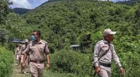 ਮਣੀਪੁਰ ‘ਚ ਦੋ ਧਿਰਾਂ ’ਚ ਤਾਬੜਤੋਡ਼ ਗੋਲੀਬਾਰੀ, 13 ਮੌਤਾਂ