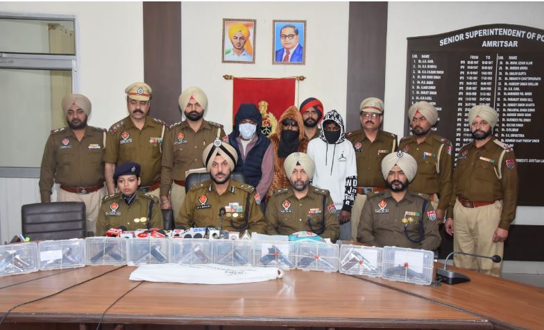 ਪੰਜਾਬ ਪੁਲਿਸ ਨੇ ਅੰਤਰਰਾਜ਼ੀ ਹਥਿਆਰਾਂ ਦੀ ਤਸਕਰੀ ਕਰਨ ਵਾਲੇ ਗਿਰੋਹ ਦਾ ਕੀਤਾ ਪਰਦਾਫਾਸ਼