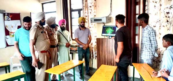 ਸਰਕਾਰੀ ਸਕੂਲ ’ਚੋਂ ਚੋਰਾਂ ਨੇ ਬੱਚਿਆਂ ਲਈ ਮਿਡ-ਡੇ-ਮੀਲ ਦਾ ਸਮਾਨ ਵੀ ਨਹੀਂ ਛੱਡਿਆ