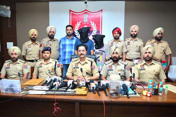 50 ਲੱਖ ਦੀ ਫਿਰੋਤੀ ਮੰਗਣ ਵਾਲੇ ਲਾਰੈਂਸ ਬਿਸਨੋਈ ਅਤੇ ਗੋਲਡੀ ਬਰਾੜ ਦੇ ਤਿੰਨ ਗੁਰਗੇ ਕਾਬੂ