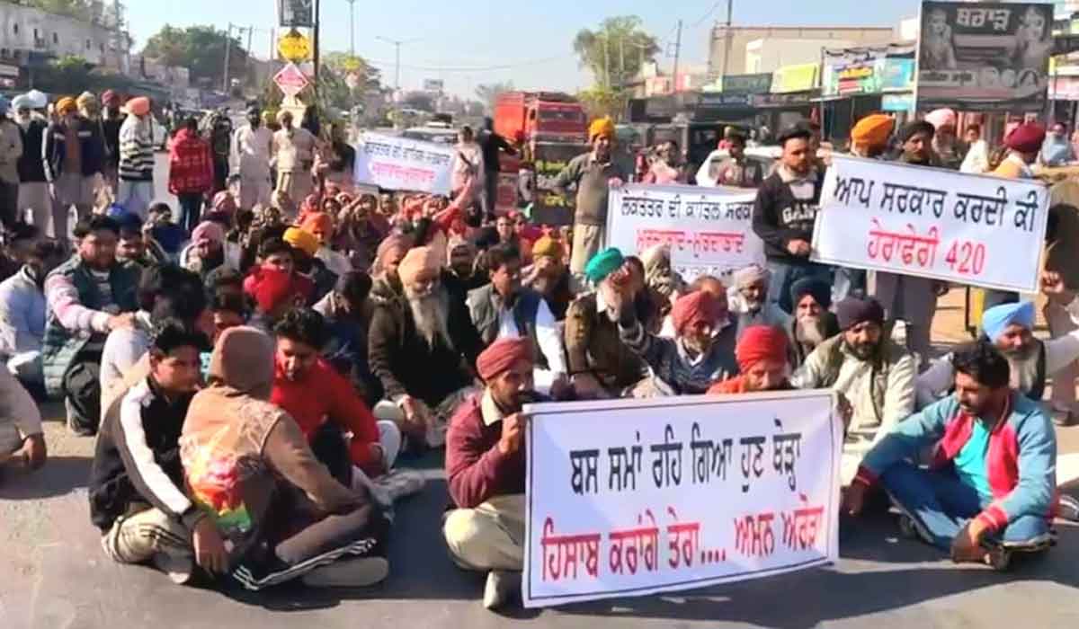 Punjab News: ਕਾਗਜ਼ ਰੱਦ ਹੋਣ ਮਗਰੋਂ ਬਠਿੰਡਾ-ਚੰਡੀਗੜ੍ਹ ਮੁੱਖ ਮਾਰਗ ਕੀਤਾ ਜਾਮ