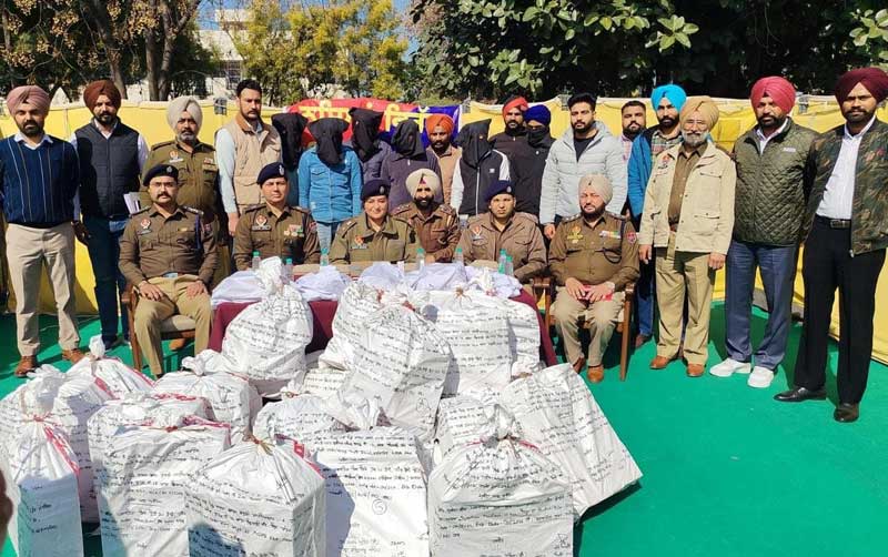 Action Against Drugs: ਅੰਤਰਰਾਜੀ ਨਸ਼ਾ ਤਸਕਰੀ ਗਿਰੋਹ ਦਾ ਪਰਦਾਫਾਸ, ਵੱਡੀ ਮਾਤਰਾ ’ਚ ਨਸ਼ੀਲੇ ਪਦਾਰਥ ਬਰਾਮਦ