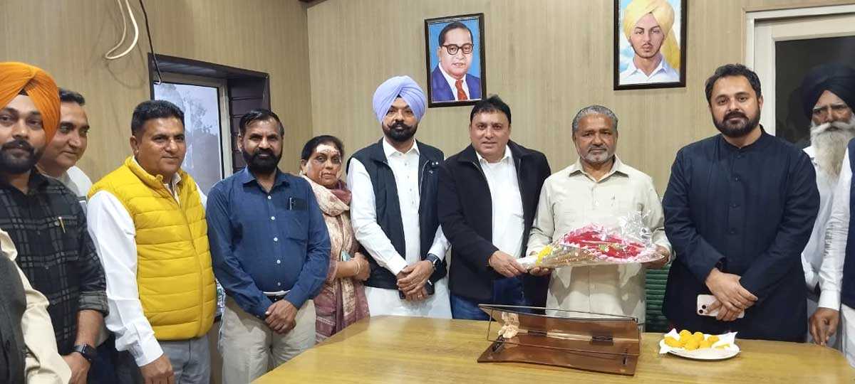 Amloh News: ਸਿਕੰਦਰ ਸਿੰਘ ਗੋਗੀ ਨੇ ਸੰਭਾਲਿਆ ਨਗਰ ਕੌਂਸਲ ਅਮਲੋਹ ਦਾ ਕਾਰਜਭਾਰ