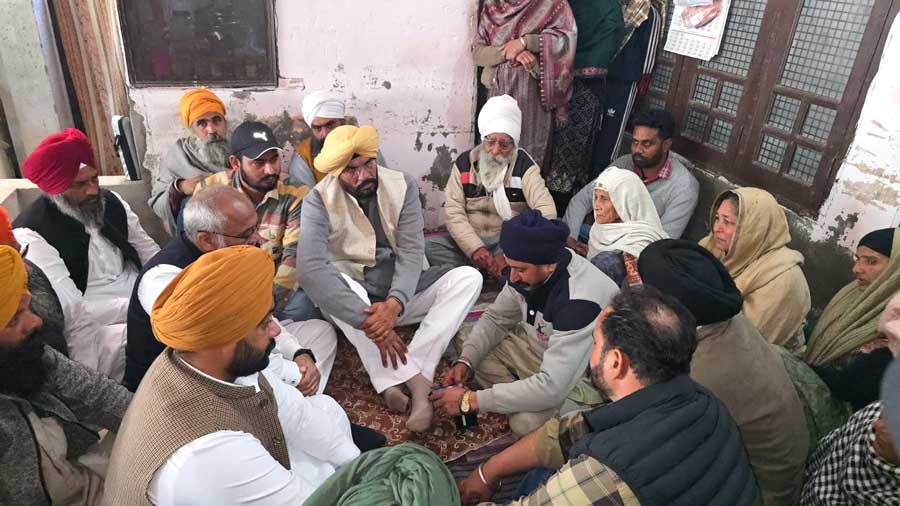 Amritsar News: ਮਾਪੇ ਆਪਣੇ ਬੱਚਿਆਂ ਨੂੰ ਗਲਤ ਰਸਤਿਆਂ ਰਾਹੀ ਵਿਦੇਸ਼ ਨਾ ਭੇਜਣ : ਧਾਲੀਵਾਲ