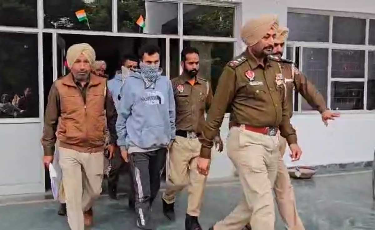 Deportation: ਅਮਰੀਕਾ ਤੋਂ ਡਿਪੋਰਟ ਹੋ ਕੇ ਪਰਤੇ ਦੋ ਨੌਜਵਾਨ ਜਹਾਜ਼ ਤੋਂ ਉਤਰਦੇ ਹੀ ਗ੍ਰਿਫ਼ਤਾਰ