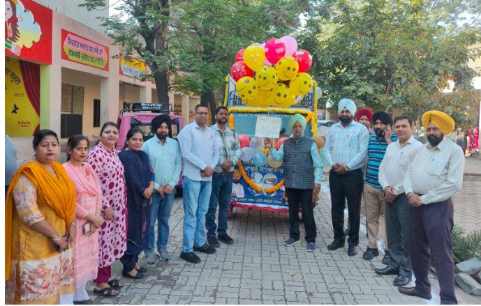 Education Department Punjab: ‘ਦਾਖਲਾ ਮੁਹਿੰਮ’ ਜਾਗਰੂਕਤਾ ਵੈਨ ਦਾ ਵੱਖ-ਵੱਖ ਥਾਵਾਂ ’ਤੇ ਸ਼ਾਨਦਾਰ ਸਵਾਗਤ