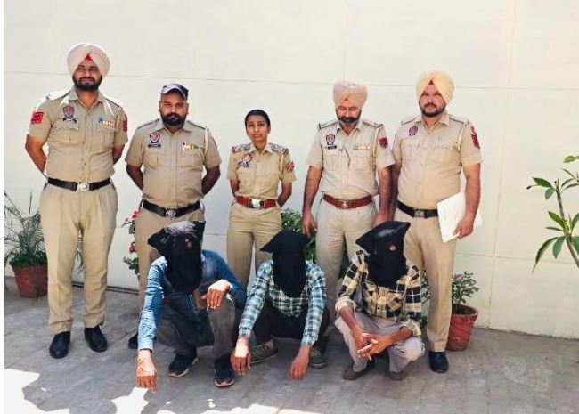 Faridkot Crime News: ਗਊ ਤਸਕਰੀ ਗਿਰੋਹ ਦੇ 3 ਮੈਂਬਰਾਂ ਇੱਕ ਕੈਟਰ ਅਤੇ 18 ਗਊਆਂ ਸਮੇਤ ਕਾਬੂ