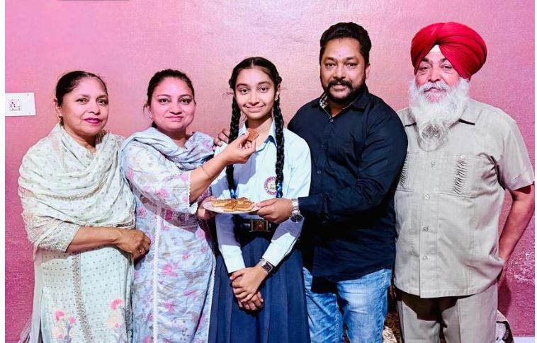 Punjab 8th Result: ਯੰਗ ਫਾਰਮਰਜ਼ ਪਬਲਿਕ ਹਾਈ ਸਕੂਲ ਭਾਦਸੋਂ ਦੀ ਵਿਦਿਆਰਥਣ ਗੁਰੀਤ ਕੌਰ ਨੇ ਗੱਡੇ ਝੰਡੇ