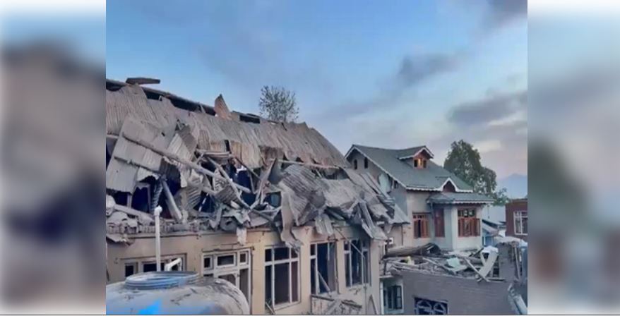 Jammu And Kashmir News: ਜੰਮੂ-ਕਸ਼ਮੀਰ ’ਚ ਲਸ਼ਕਰ-ਏ-ਤੋਇਬਾ ਦੇ ਤਿੰਨ ਅੱਤਵਾਦੀਆਂ ਦੇ ਘਰ ਬੰਬ ਨਾਲ ਉਡਾਏ