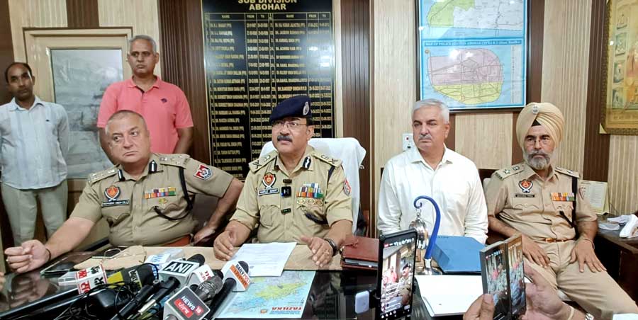 Police Encounter News: ਮਸ਼ਹੂਰ ਕਾਰੋਬਾਰੀ ਦੇ ਕਤਲ ’ਚ ਸ਼ਾਮਲ ਦੋ ਮੁਲਜ਼ਮ ਮੁਕਾਬਲੇ ’ਚ ਢੇਰ