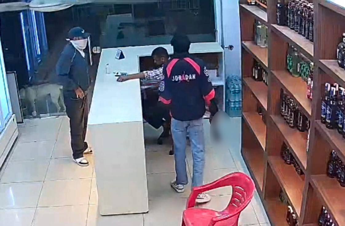 Crime News: ਅਣਪਛਾਤੇ ਲੁਟੇਰੇ ਕਰਿੰਦੇ ਨੂੰ ਕੀਤਾ ਜ਼ਖਮੀ, ਲੁੱਟੇ 43 ਹਜ਼ਾਰ ਰੁਪਏ