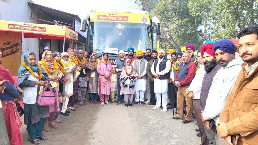 Free Pilgrimage Bus: ਮੁੱਖ ਮੰਤਰੀ ਤੀਰਥ ਯਾਤਰਾ ਬੱਸੋ ਨੂੰ ਚੇਅਰਮੈਨ ਜੱਸੀ ਸੋਹੀਆਂ ਵਾਲਾ ਤੇ ਕਪਿਲ ਮਾਨ ਨੇ ਕੀਤਾ ਰਵਾਨਾ