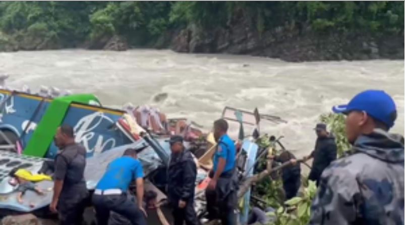 Nepal Bus Accident: ਯਾਤਰੀਆਂ ਨੂੰ ਲੈ ਕੇ ਜਾ ਰਹੀ ਬੱਸ ਨਦੀ ’ਚ ਡਿੱਗੀ, 12 ਦੀ ਮੌਤ