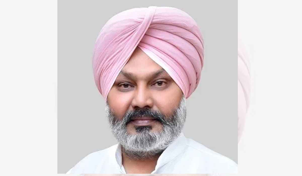 Yudh Nashyan Virudh: ‘ਯੁੱਧ ਨਸ਼ਿਆਂ ਵਿਰੁੱਧ’ ਮੁਹਿੰਮ ਨੂੰ ਵੱਡੀ ਸਫ਼ਲਤਾ, ਕਲਾਨੌਰ ਦਾ ਗੁਰਕੀਰਤ ਸਿੰਘ ਸ਼ਮਸ਼ਾਨਘਾਟ ‘ਚੋਂ ਨਸ਼ੇ ਸਮੇਤ ਫੜਿਆ