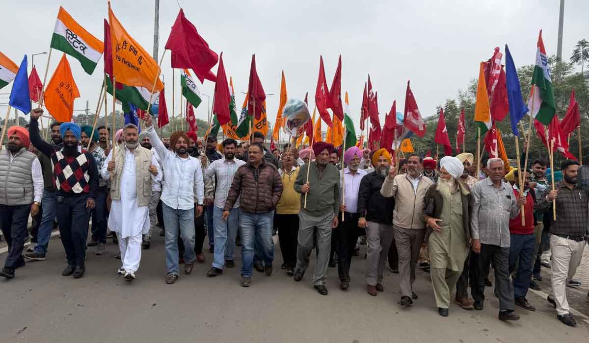 PRTC Employees News: ਤਨਖਾਹਾਂ ਨਾ ਮਿਲਣ ’ਤੇ ਭੜਕੇ ਪੀਆਰਟੀਸੀ ਕਾਮੇ, ਪੜ੍ਹੋ ਪੂਰੀ ਖਬਰ