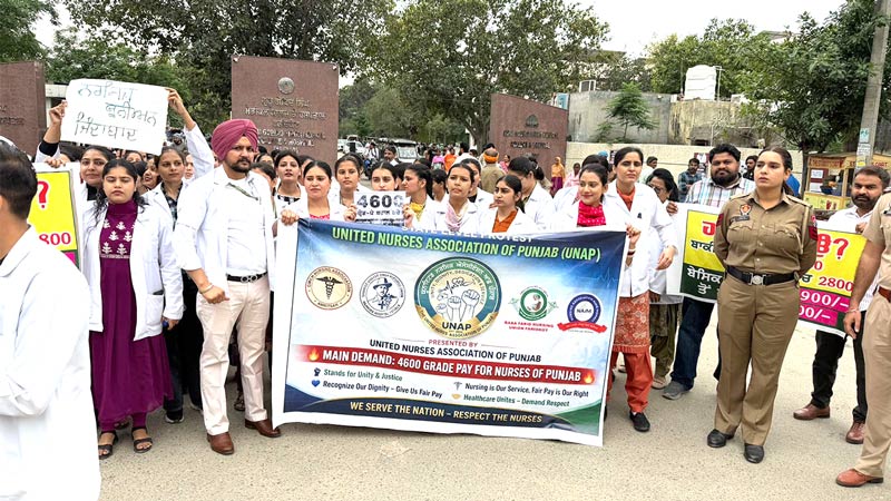 Medical Staff Protest News: ਨਰਸਿੰਗ ਐਸੋਸੀਏਸ਼ਨ ਵੱਲੋਂ 4600 ਗ੍ਰੇਡ ਪੇਅ ਦੀ ਬਹਾਲੀ ਲਈ ਰੋਸ ਰੈਲੀ