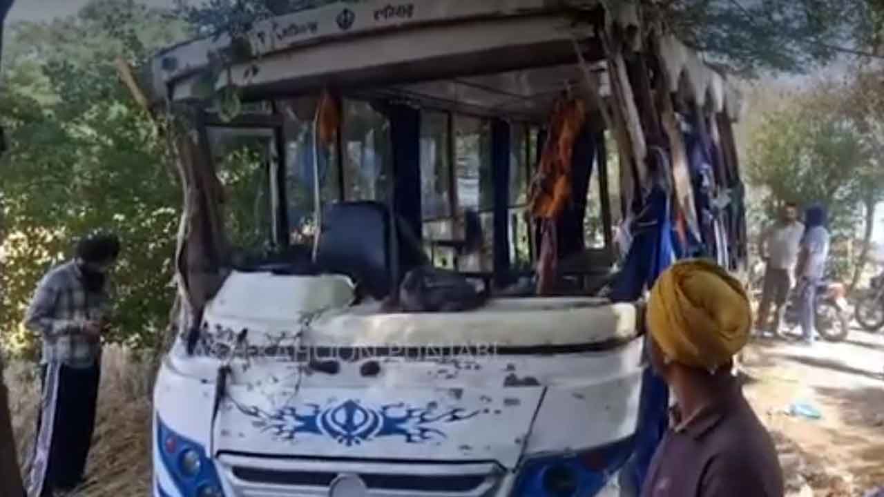 Anandpur Sahib News: ਦੁੱਖਦਾਈ ਖਬਰ,  ਸ਼ਰਧਾਲੂਆਂ ਨਾਲ ਭਰੀ ਬੱਸ ਪਲਟੀ, ਛੇ ਜਣੇ ਹਲਾਕ, ਕਈ ਜਖਮੀ