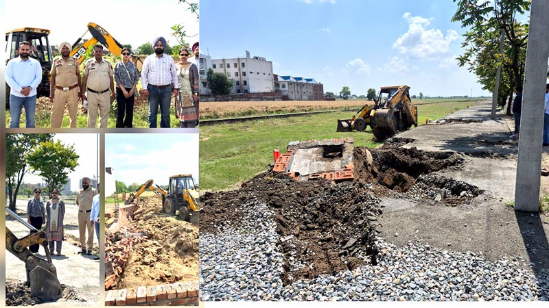 Bulldozer Action News: ਪ੍ਰਸ਼ਾਸਨ ਦਾ ਵੱਡਾ ਐਕਸ਼ਨ: ਵਿਕਸਿਤ ਹੋ ਰਹੀਆਂ ਅਣ ਅਧਿਕਾਰਿਤ ਕਲੋਨੀਆਂ ’ਤੇ ਚੱਲਿਆ ਪੀਲਾ ਪੰਜਾ