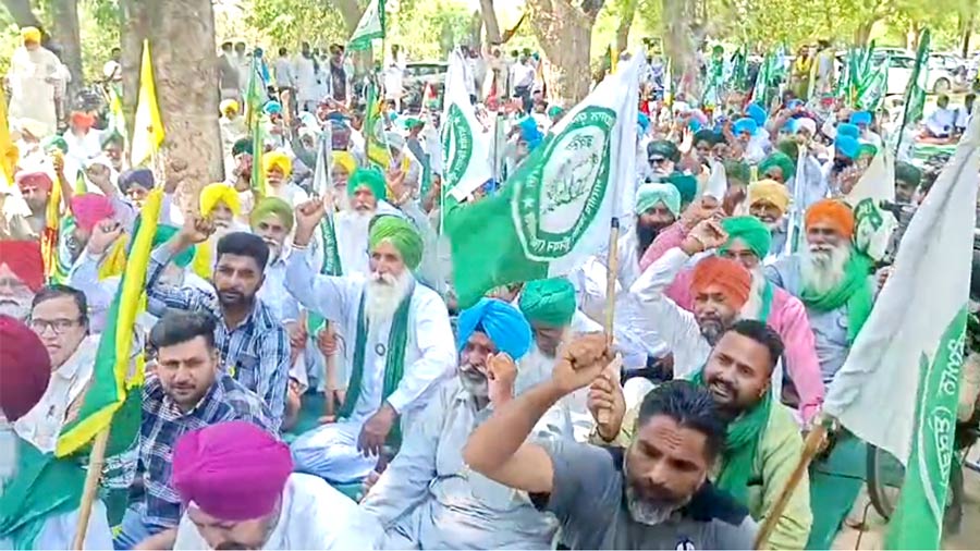 Farmers News: ਮੰਗਾਂ ਨੂੰ ਲੈ ਸੰਯੁਕਤ ਕਿਸਾਨ ਮੋਰਚਾ ਤੇ ਟ੍ਰੇਡ ਯੂਨੀਅਨ ਦਾ ਵੱਡਾ ਐਕਸ਼ਨ, ਸਰਕਾਰ ਨੂੰ ਦਿੱਤੀ ਚਿਤਾਵਨੀ