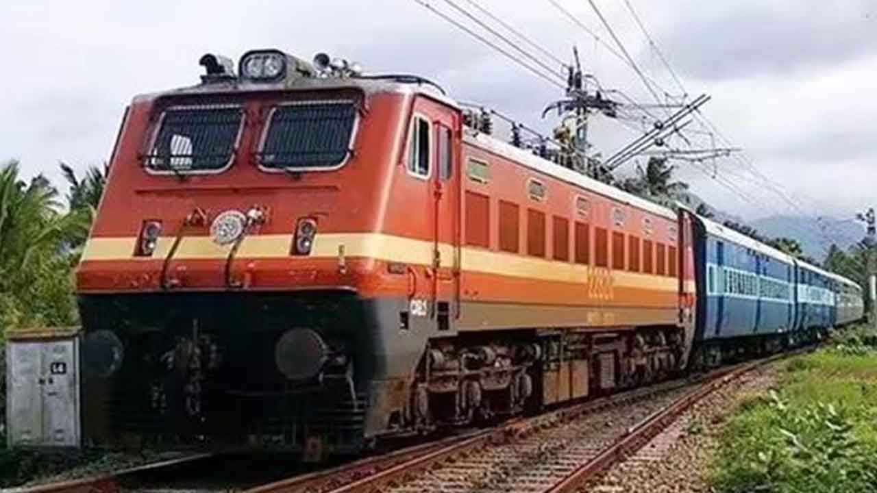 Indian Railway News: ਰੇਲ ਯਾਤਰੀਆਂ ਲਈ ਜ਼ਰੂਰੀ ਖਬਰ, ਇਹ ਟ੍ਰੇਨਾਂ ਦਾ ਬਦਲਿਆ ਰੂਟ
