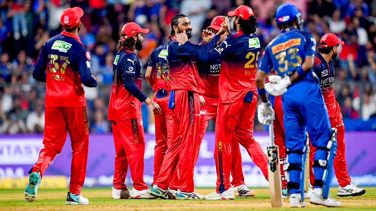 MI vs RCB: ਮੁੰਬਈ ਲਗਾਤਾਰ ਤੀਜਾ IPL ਮੈਚ ਹਾਰੀ