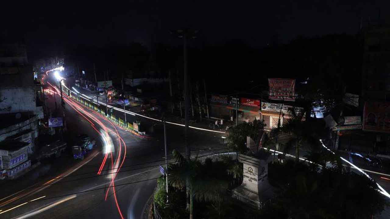 Sangrur Blackout Drill: ਸੰਗਰੂਰ ’ਚ ਸਾਇਰਨ ਵੱਜਣ ਮਗਰੋਂ ਬਲੈਕਆਊਟ ਮੌਕ ਡ੍ਰਿਲ ਮੌਕੇ ਸ਼ਹਿਰ ਦੀ ਬਿਜਲੀ ਰਹੀ ਬੰਦ