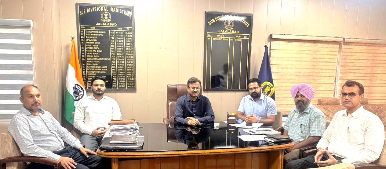 Jalalabad Census News: ਸੰਯੁਕਤ ਡਾਇਰੈਕਟਰ ਆਰਪੀ ਸਿੰਘ ਵੱਲੋਂ ਜਲਾਲਾਬਾਦ ਤਹਿਸੀਲ ਦਾ ਕੀਤਾ ਅਚਨਚੇਤ ਨਿਰੀਖਣ