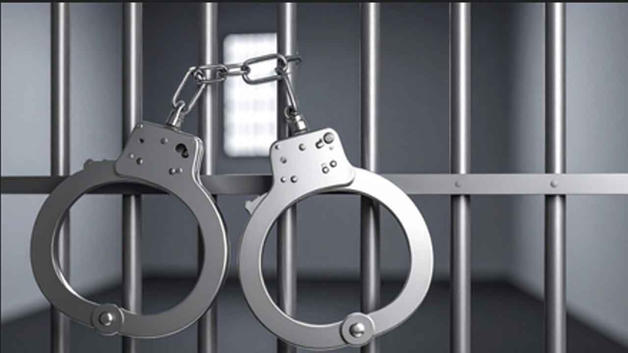 Delhi Crime News: ਦਿੱਲੀ ਪੁਲਿਸ ਸਾਈਬਰ ਸੈੱਲ ਦੀ ਕਾਰਵਾਈ, ਕੈਨੇਡੀਅਨ ਵੀਜ਼ਾ ਦੇ ਬਹਾਨੇ ਕਰੋੜਾਂ ਦੀ ਧੋਖਾਧੜੀ ਕਰਨ ਵਾਲੇ ਵਿਅਕਤੀ ਨੂੰ ਗ੍ਰਿਫ਼ਤਾਰ