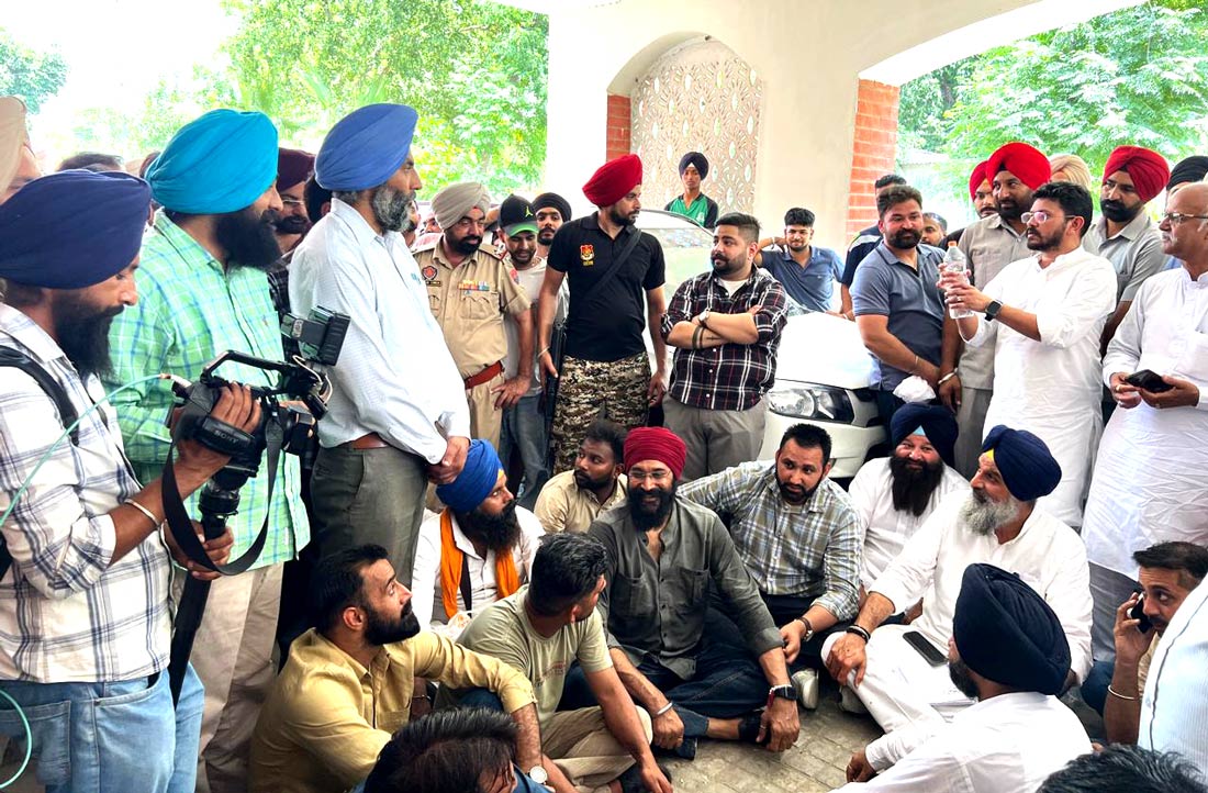 DSP Majitha News: ਪਤਨੀ ਨਾਲ ਬਦਸਲੂਕੀ ਕਰਨ ’ਤੇ ਮਜੀਠੀਆ ਤੇ ਡੀਐਸਪੀ ਮਜੀਠਾ ਵਿਚਕਾਰ ਤਕਰਾਰ