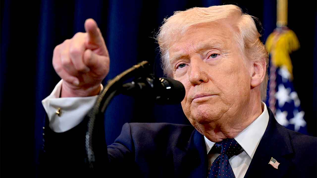 Iran US Israel War: ਈਰਾਨ ’ਤੇ ਹਾਈਪਰਸੋਨਿਕ ਮਿਜ਼ਾਈਲਾਂ ਨਾਲ ਹਮਲਾ ਕਰ ਸਕਦਾ ਹੈ ਅਮਰੀਕਾ, ਟਰੰਪ ਨੇ ਫੌਜ ਨੂੰ ਪਲਾਨ ਦੱਸਿਆ