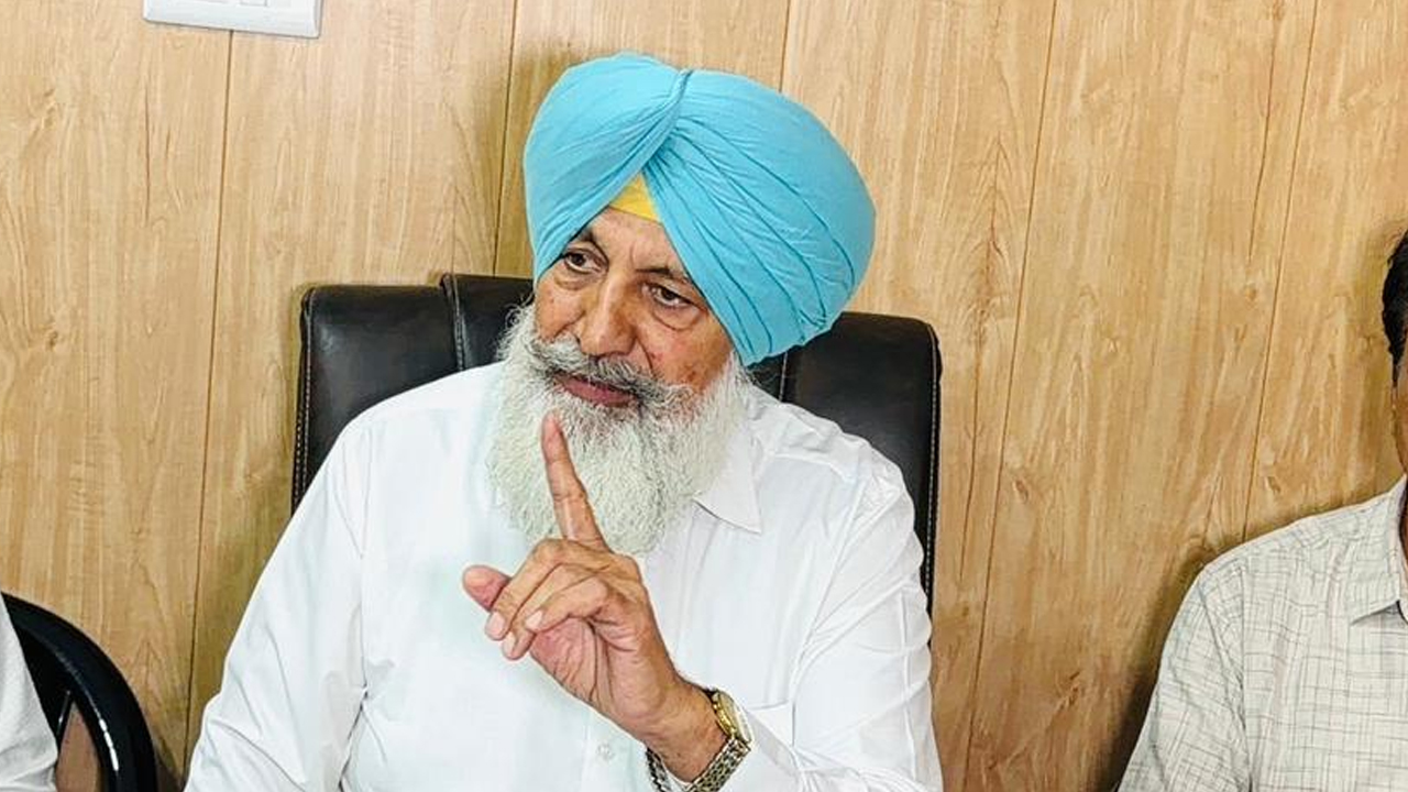 Mohali ਨਿਗਮ ਚੋਣਾਂ 'ਚ ਬੋਗਸ ਵੋਟਿੰਗ ਦੇ ਦੋਸ਼, ਬਲਬੀਰ ਸਿੰਘ ਸਿੱਧੂ ਨੇ ਤਿੰਨ ਬੂਥਾਂ 'ਤੇ ਮੁੜ ਚੋਣ ਕਰਵਾਉਣ ਦੀ ਕੀਤੀ ਮੰਗ