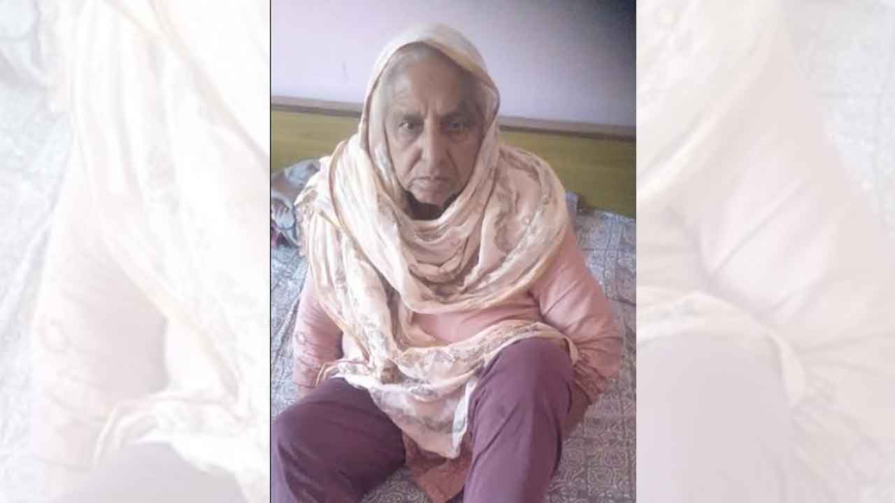 Mukhyamantri Sehat Yojana: 65 ਸਾਲਾ ਮਾਂ ਦੇ ਗੋਡਿਆਂ ਦਾ ਹੋਇਆ ਮੁਫ਼ਤ ਅਪ੍ਰੇਸ਼ਨ, ਪੁੱਤਰ ਦੀਆਂ ਅੱਖਾਂ ਚੋਂ ਛਲਕੇ ਖੁਸ਼ੀ ਦੇ ਹੰਝੂ