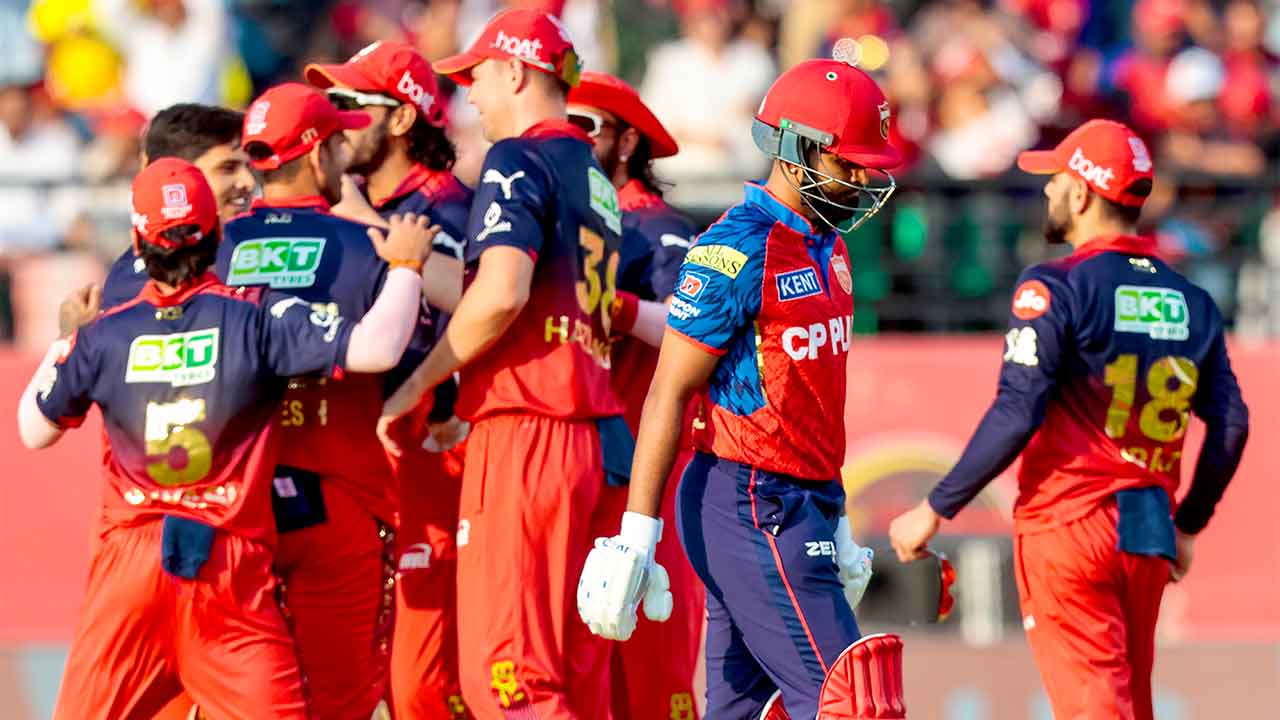 PBKS vs RCB: ਰੋਮਾਂਚਕ ਮੁਕਾਬਲੇ ’ਚ ਪੰਜਾਬ ਨੂੰ ਹਰਾ RCB ਪਲੇਆਫ ’ਚ ਪਹੁੰਚੀ