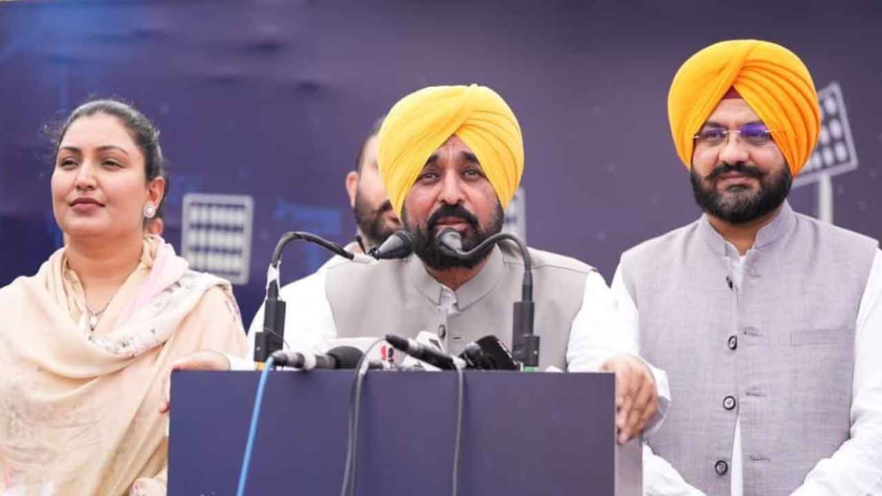 Punjab Sports: ਮੁੱਖ ਮੰਤਰੀ ਮਾਨ ਵੱਲੋਂ ਵਿਸ਼ਵ ਪੱਧਰੀ ਸਹੂਲਤਾਂ ਨਾਲ ਲੈਸ 250 ਪੇਂਡੂ ਖੇਡ ਮੈਦਾਨਾਂ ਦਾ ਉਦਘਾਟਨ; ਕਿਹਾ, ਪੰਜਾਬ ਦੇ ਪਿੰਡਾਂ ਤੋਂ ਅੰਤਰਰਾਸ਼ਟਰੀ ਪੱਧਰ ਦੇ ਖਿਡਾਰੀ ਹੋਣਗੇ ਪੈਦਾ
