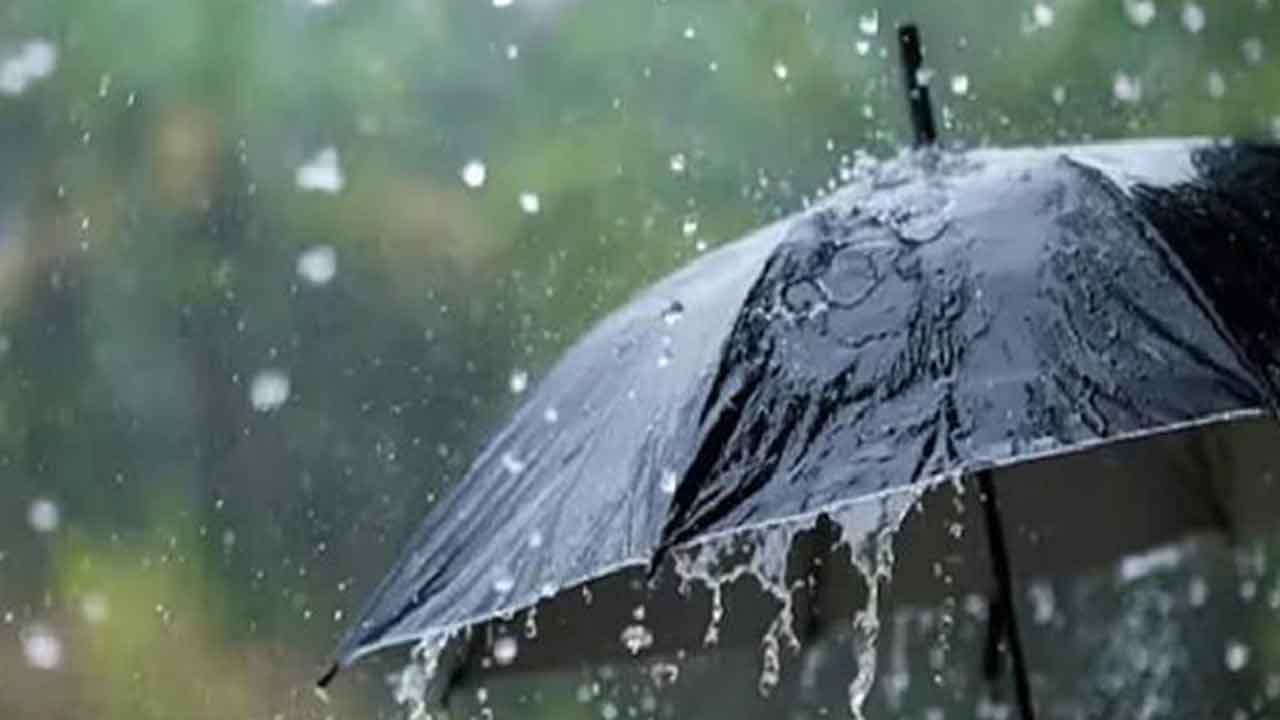 Punjab Weather Alert: 6 ਜ਼ਿਲ੍ਹਿਆਂ ’ਚ ਮੀਂਹ ਤੇ ਤੁਫਾਨ ਦੀ ਚਿਤਾਵਨੀ, ਜਾਣੋ ਮੌਸਮ ਦੀ ਤਾਜ਼ਾ ਅਪਡੇਟ
