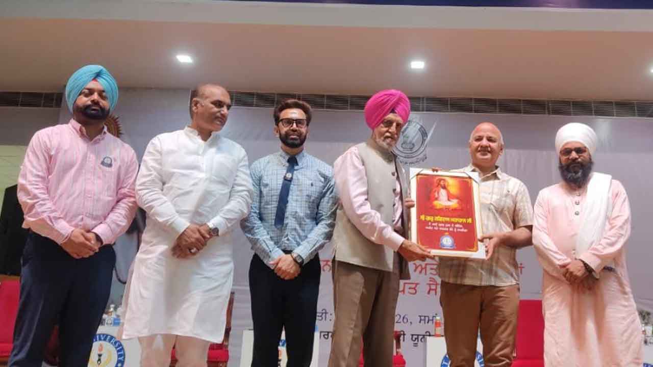 Punjab ਸਰਕਾਰ ਨੇ ਸੀਟੀ ਯੂਨੀਵਰਸਿਟੀ 'ਚ ਸ਼੍ਰੀ ਗੁਰੂ ਰਵਿਦਾਸ ਜੀ ਦੀਆਂ ਸਿੱਖਿਆਵਾਂ ‘ਤੇ ਵਿਸ਼ੇਸ਼ ਸੈਮੀਨਾਰ ਆਯੋਜਿਤ ਕੀਤਾ