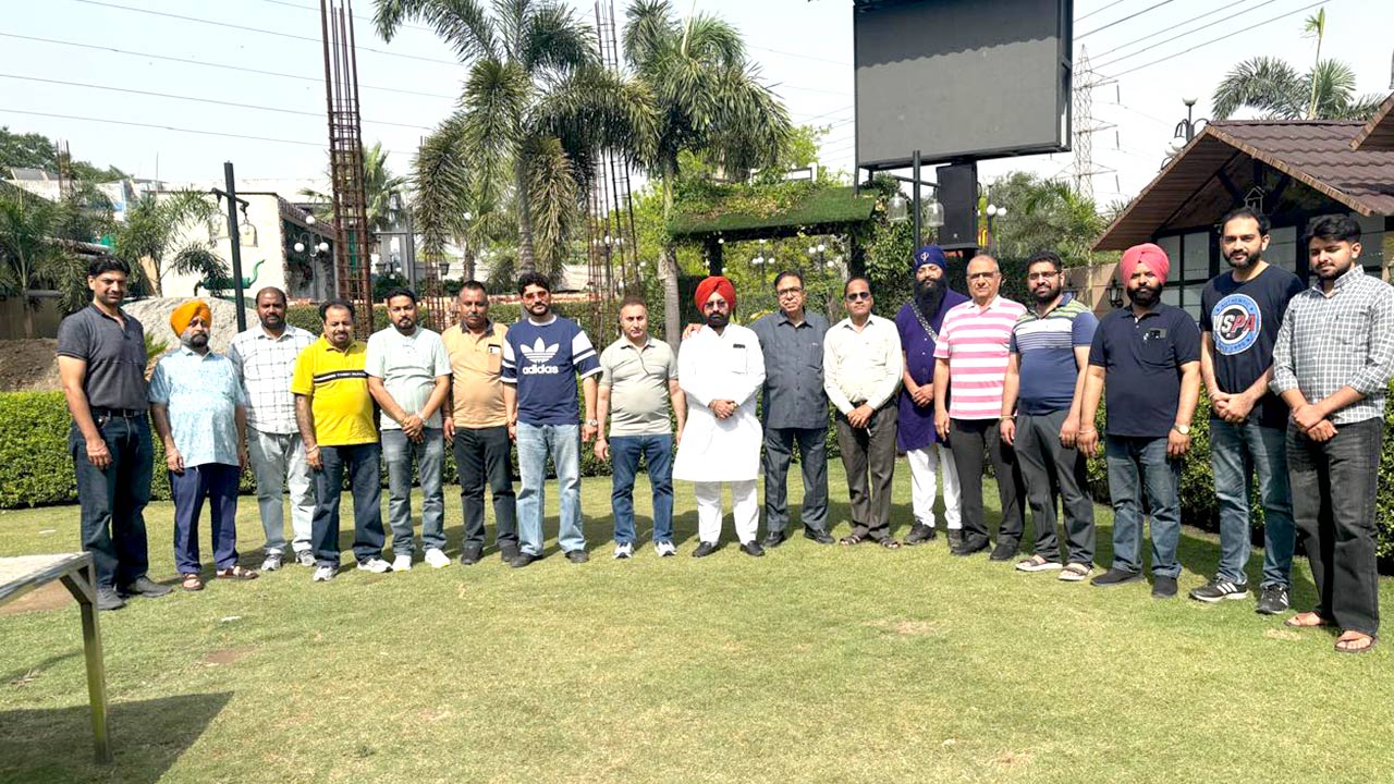 Medical Shops Summer Schedule: ਗਰਮੀਆਂ ਦੀਆਂ ਛੁੱਟੀਆਂ ਕਾਰਨ ਅਮਲੋਹ ਦੀਆਂ ਦਵਾਈਆਂ ਦੀਆਂ ਦੁਕਾਨਾਂ ਵਾਰੀ-ਵਾਰੀ ਬੰਦ ਰਹਿਣਗੀਆਂ